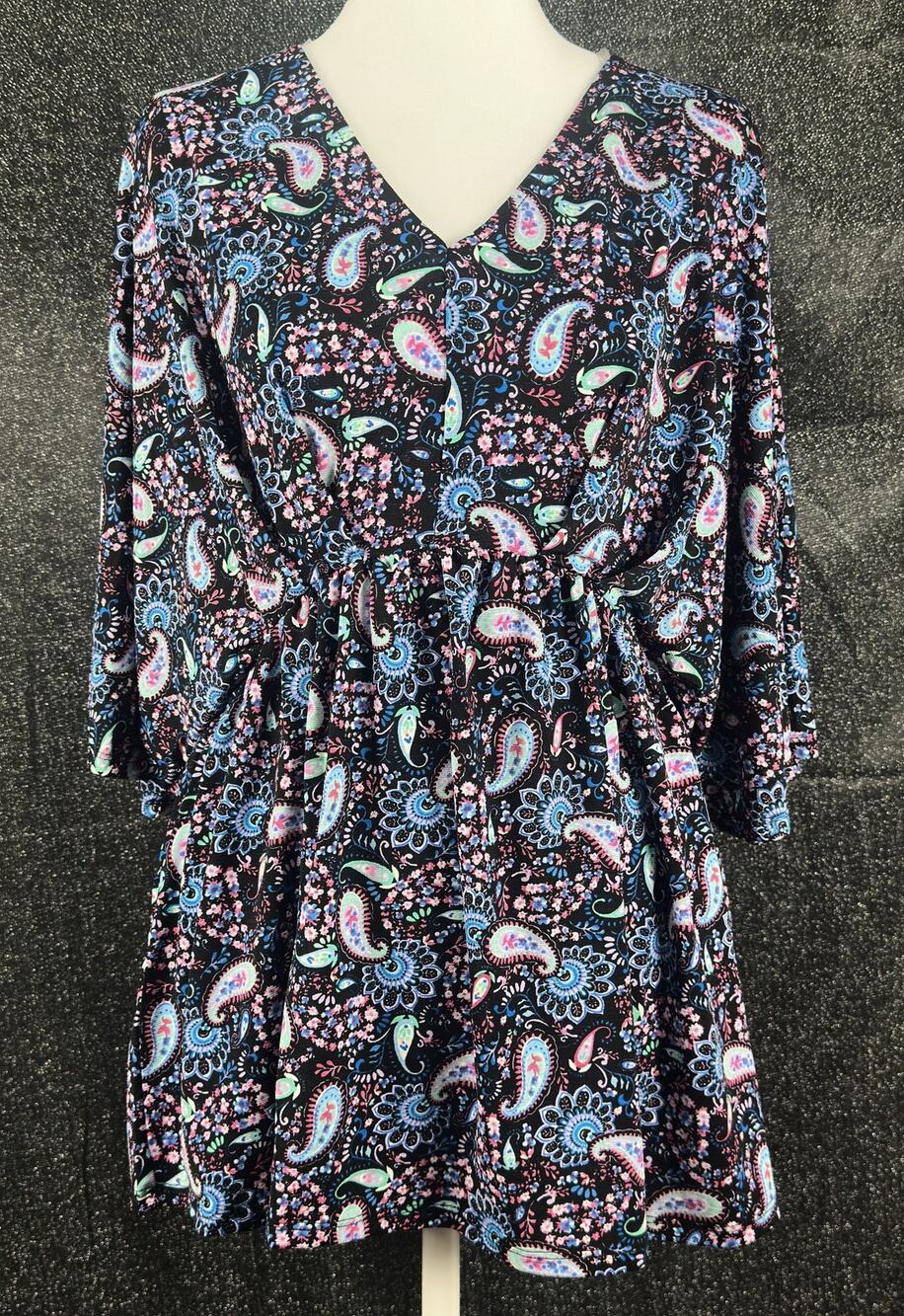 NWT Dear Scarlett Paisley Floral Bell Sleeve V-Neck Blouse Women's SZ Medium